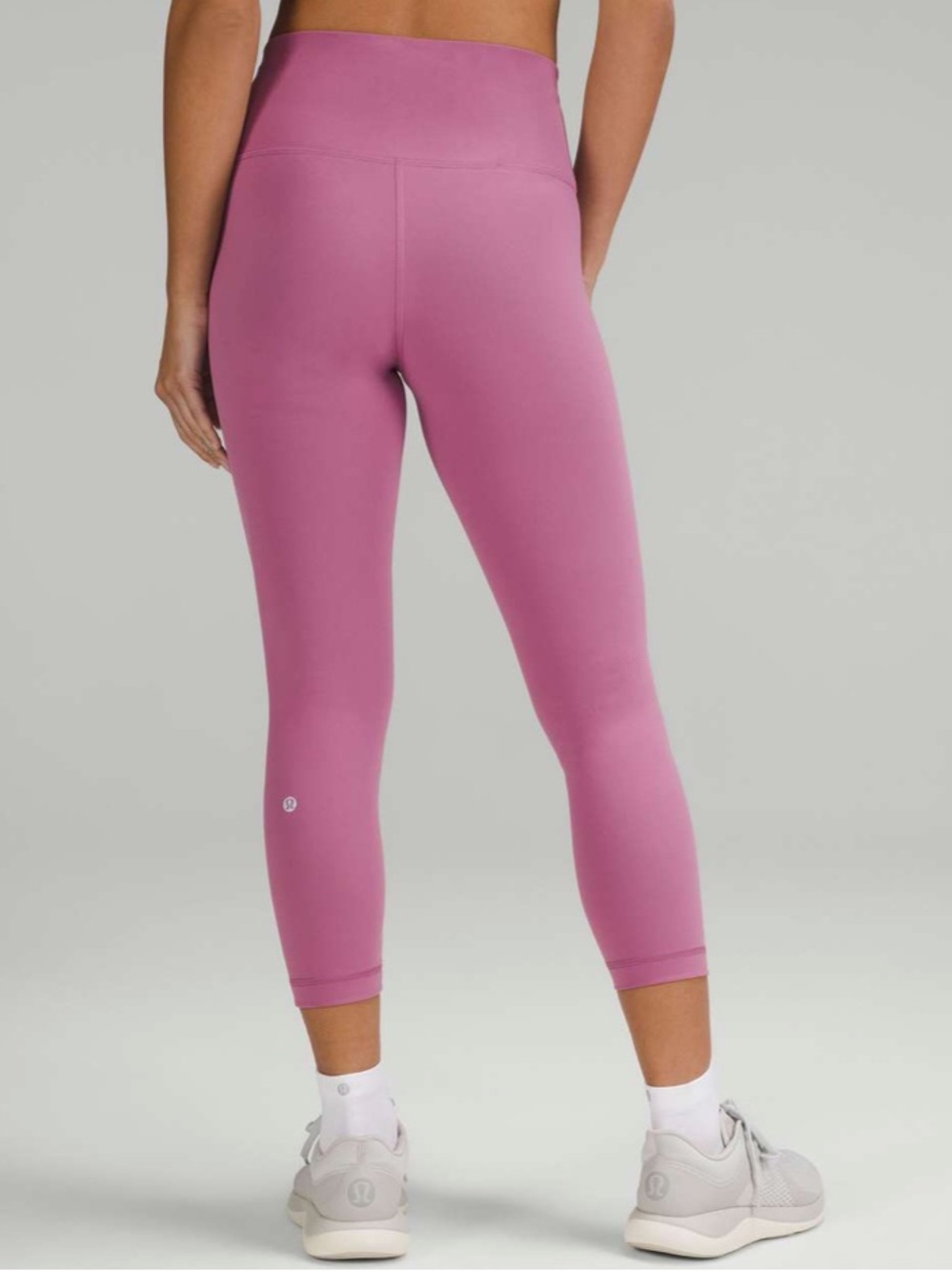 Lululemon Wunder Train High-Rise Crop 23"
Velvet Dust Pink size 8